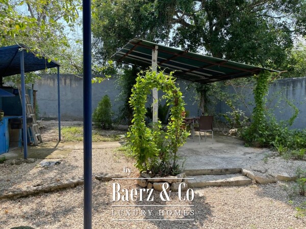 photo 13 Calle 12  localidad Yalcon, Valladolid 41B
