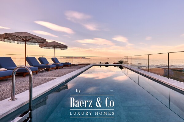 photo 11 LUXURY BEACHFRONT VILLA – HERAKLION, CRETE