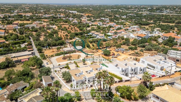 photo 18 Beautiful luxury home in Almancil, Almancil
