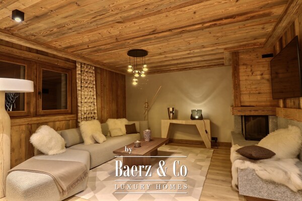 photo 3 Exceptional New-Build 6-Room Chalet in Villarabout