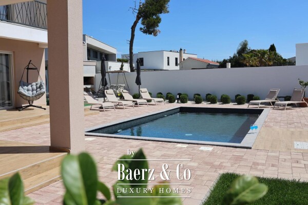 photo 3 Zaton, modern villa with a pool and a large garden