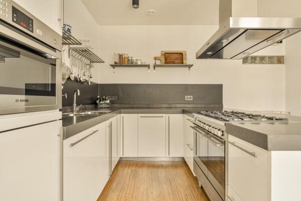 photo 19 Milletstraat 42 3