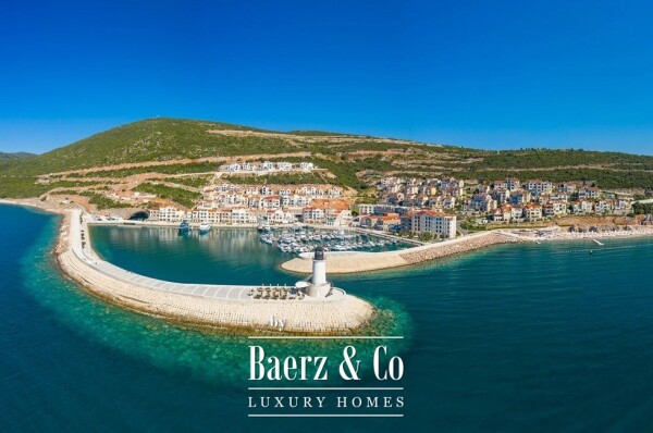 photo 2 Luxurious Duplex Apartment with a Sea View on the Coast of Montenegro