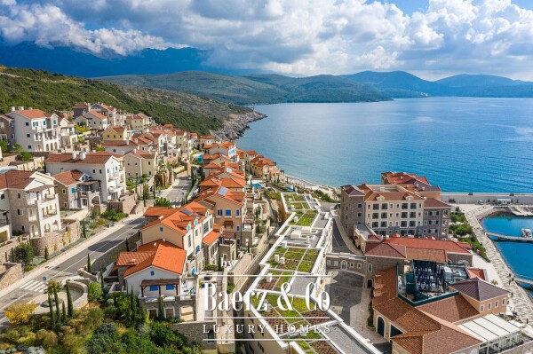 photo 4 Luxurious Duplex Apartment on the Coast of Montenegro