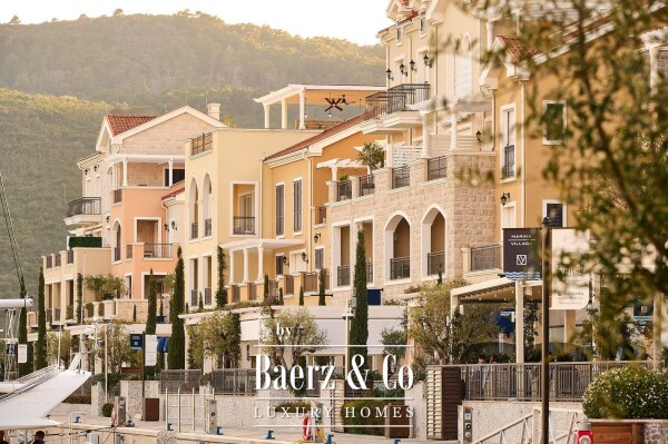 photo 13 Luxurious Duplex Apartment on the Coast of Montenegro