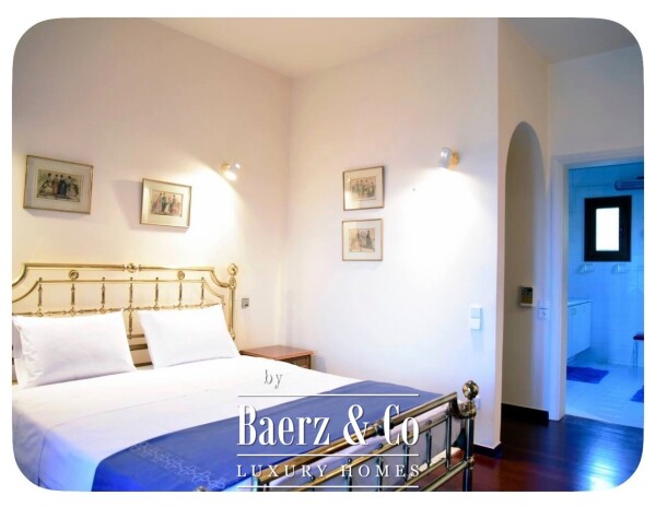 photo 7 Anavyssos | Sea-View Villa with 200 m² Pool on 4,000 m²