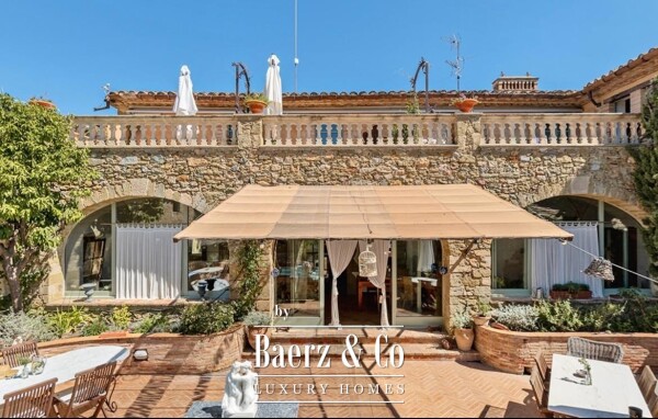 photo 1 Historic Palace with Hotel Licence in Monells